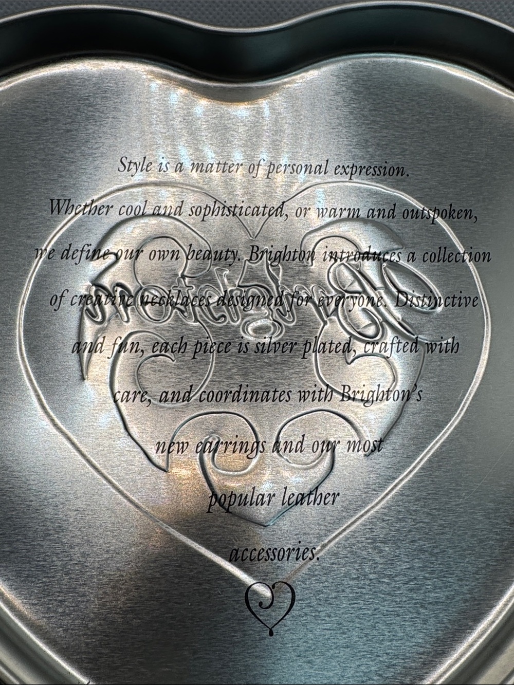 Brighton Hearts Tin set (2) - Picture 10 of 10